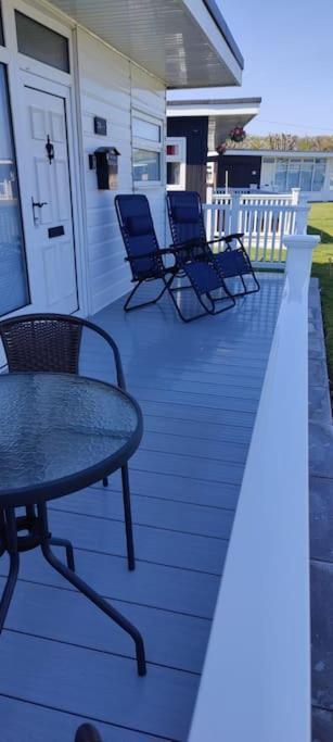 L&L'S Lodge, A Small But Perfectly Formed Chalet Chapel St. Leonards Exterior foto